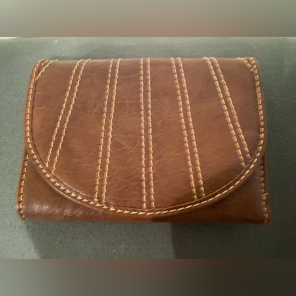 Liz Claiborne company brown wallet - Picture 1 of 3